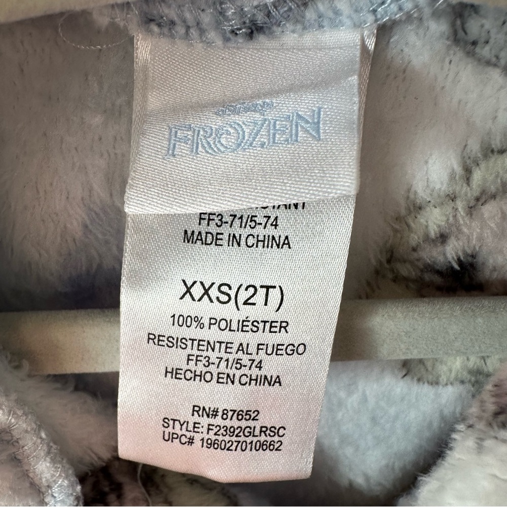 Disney Frozen Elsa Robe | Toddler Robe - Picture 5 of 10